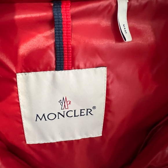 Authentic (worn once) Moncler red shiny puffer jacket - Picture 7 of 7